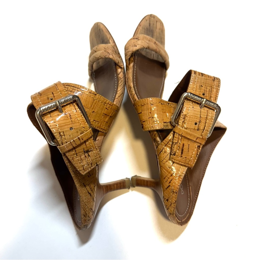 Donald J. Pliner Patent Leather Cork Slip On Kitten Heel Sandals Neutral Size 6 - Picture 10 of 10